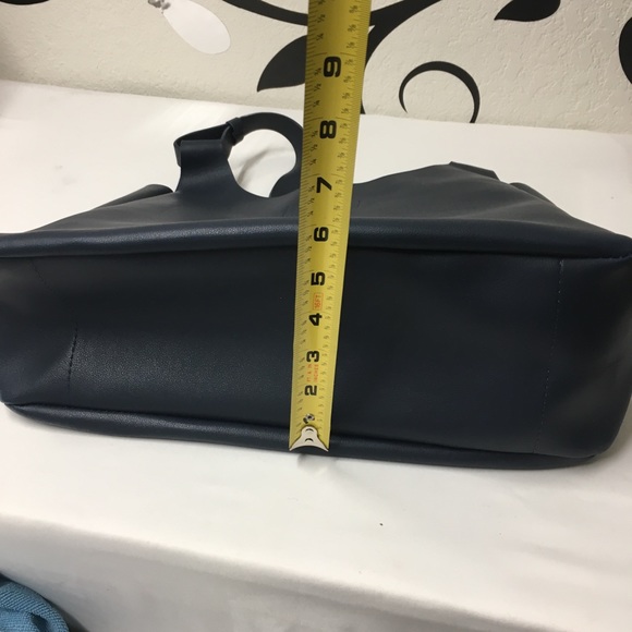 Neiman Marcus Large hobo bag blue vegan leather - Picture 16 of 16